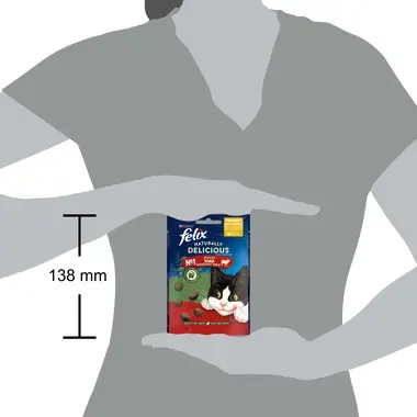 Kačių užkandžiai FELIX® NATURALLY DELICIOUS su jautiena ir ožerškio uogomis